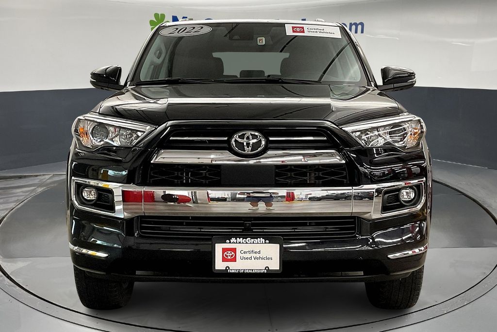 2022 Toyota 4Runner Limited photo 2