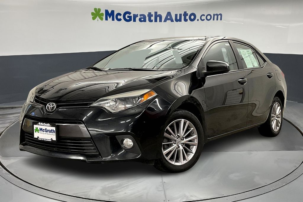 2015 Toyota Corolla LE Premium photo 2