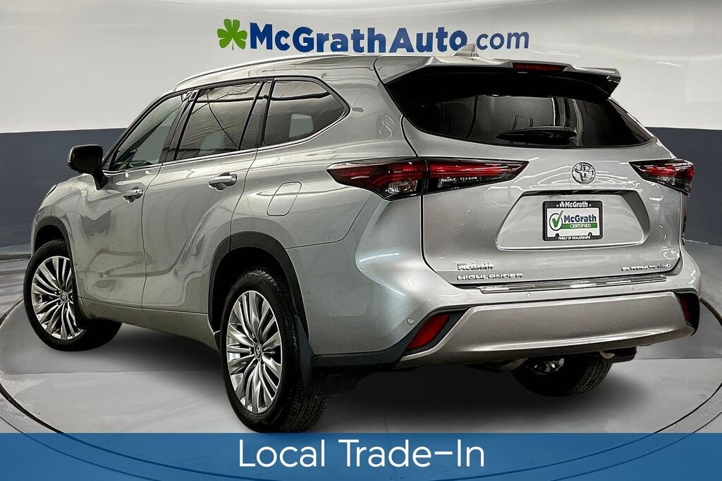 Used 2024 Toyota Highlander Platinum SUV