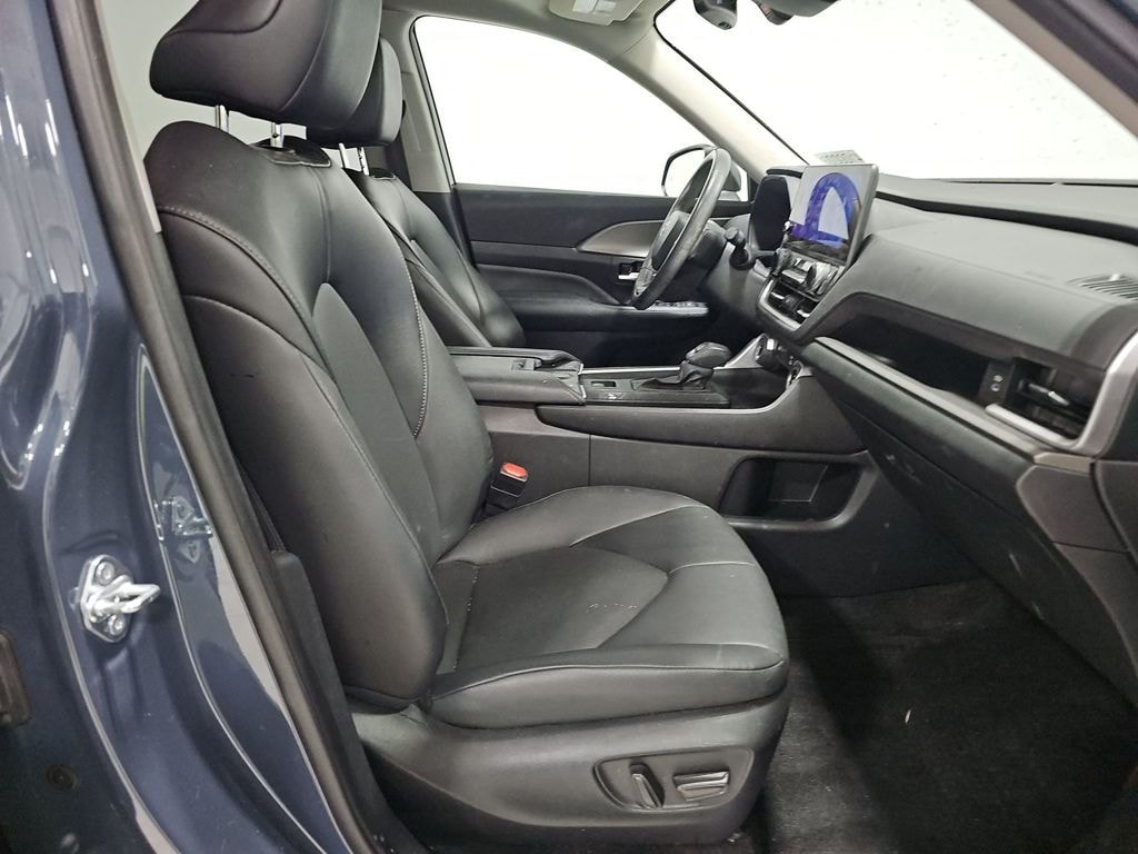 Used 2024 Toyota Grand Highlander Hybrid XLE SUV