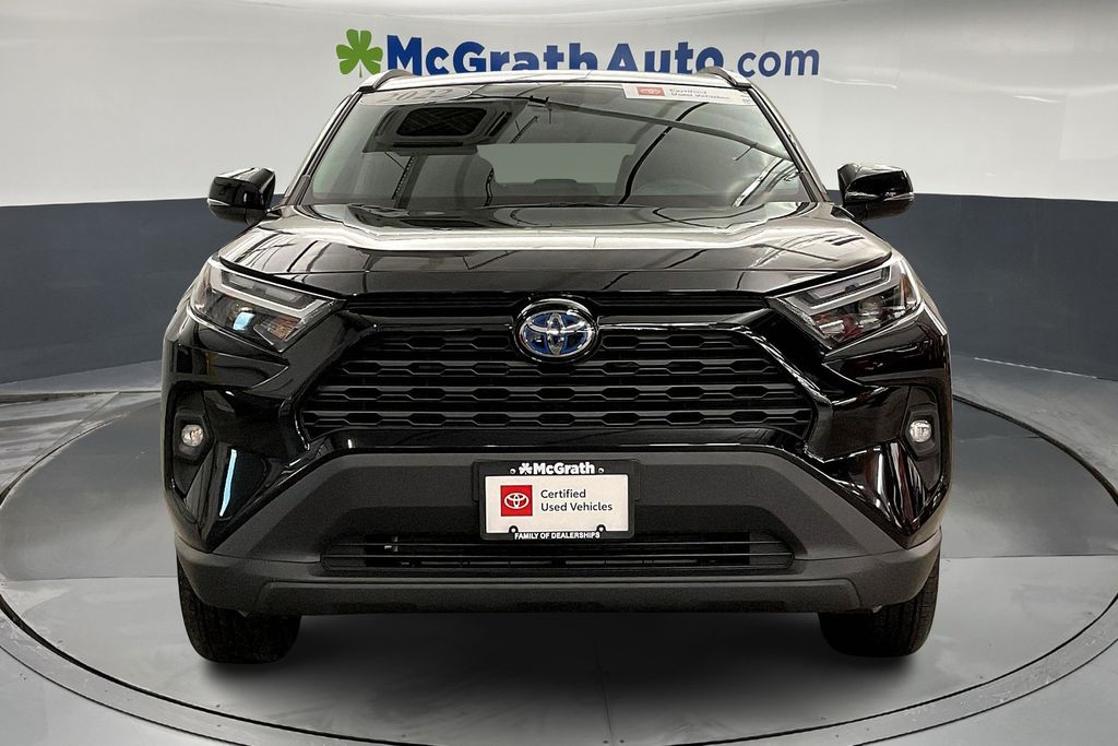 2022 Toyota RAV4 Hybrid XLE Premium photo 2