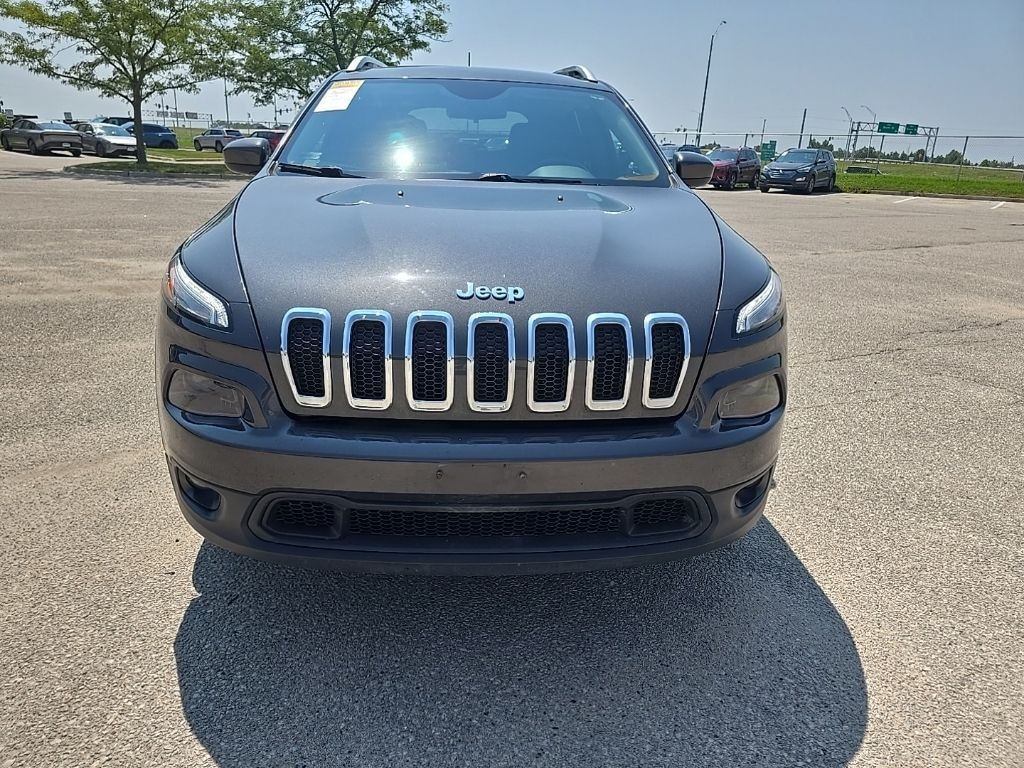Certified 2016 Jeep Cherokee Latitude SUV