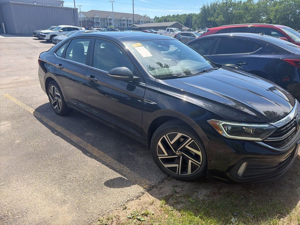 Certified 2024 Volkswagen Jetta 1.5T SEL Sedan
