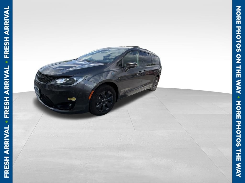 Certified 2020 Chrysler Pacifica Hybrid Limited Minivan/Van