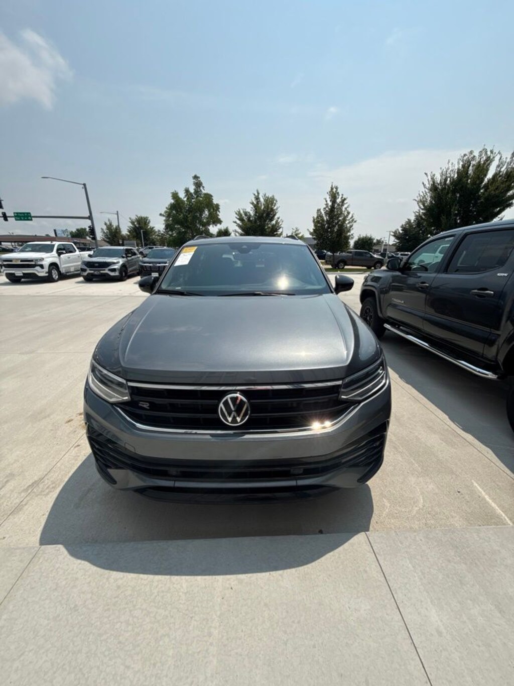 Used 2024 Volkswagen Tiguan 2.0T SE R-Line Black SUV