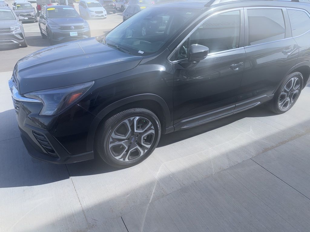Used 2024 Subaru Ascent Limited SUV