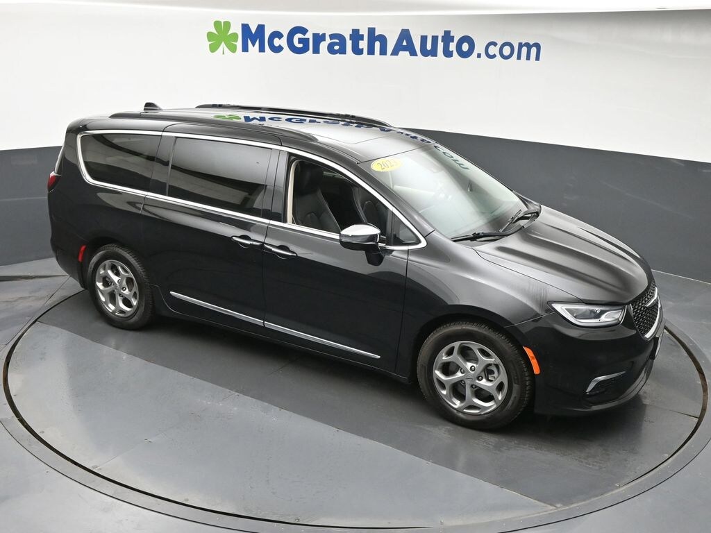 Certified 2023 Chrysler Pacifica Limited Minivan/Van