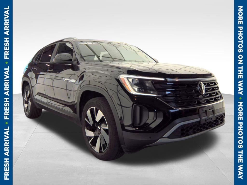 Certified 2025 Volkswagen Atlas Cross Sport 2.0T SE w/Technology SUV