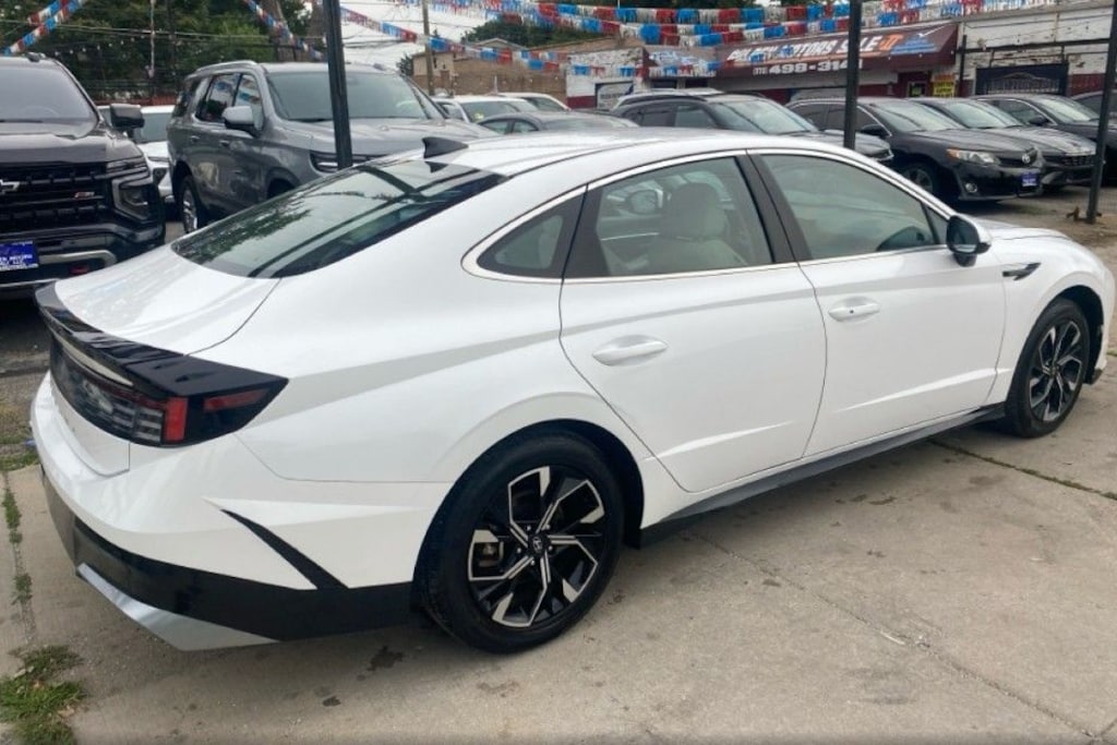 Certified 2024 Hyundai Sonata SEL Sedan