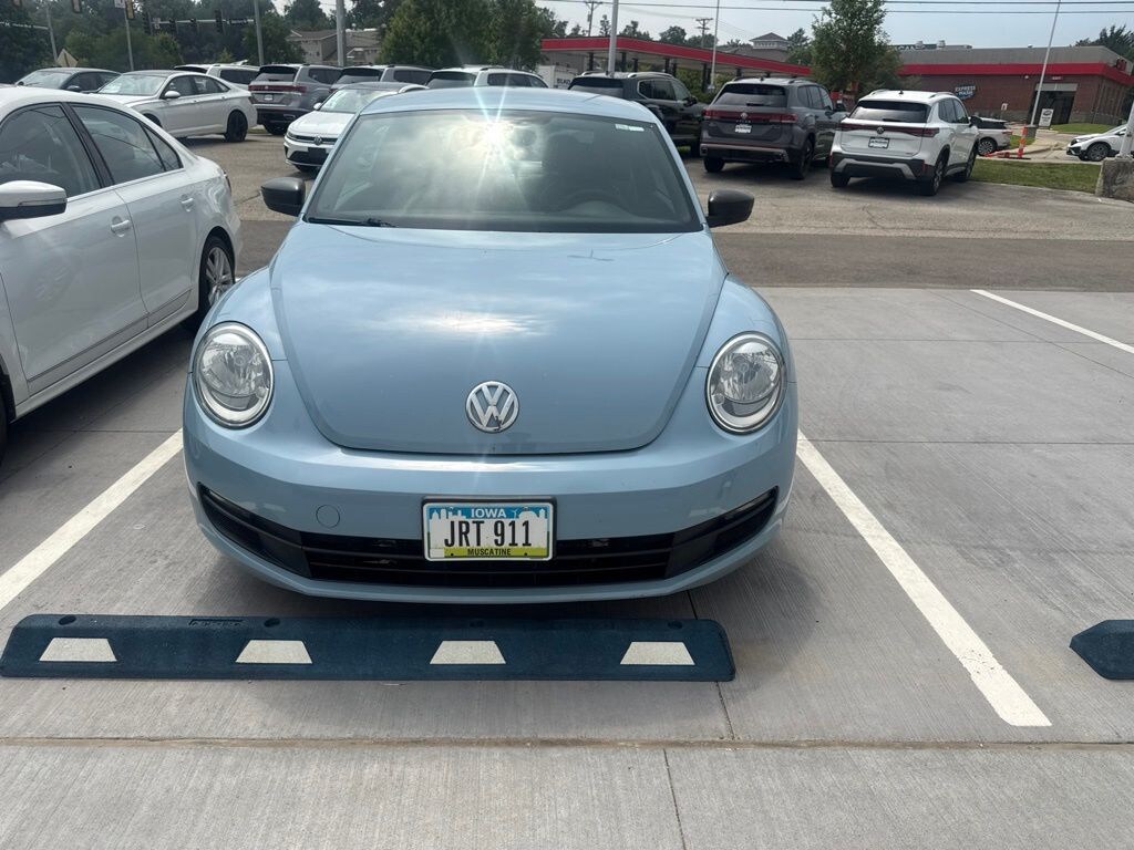 Used 2015 Volkswagen Beetle 1.8T Hatchback