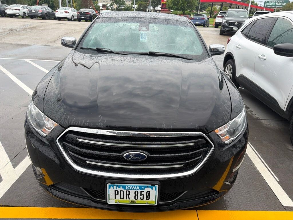 Certified 2017 Ford Taurus Limited Sedan