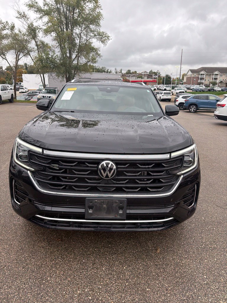 Used 2024 Volkswagen Atlas Cross Sport 2.0T SEL R-Line SUV