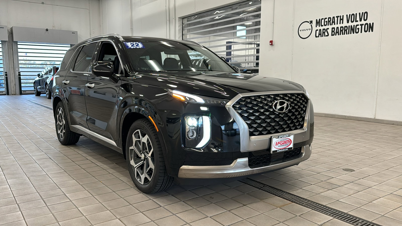 Used 2022 Hyundai Palisade Calligraphy with VIN KM8R7DHE6NU426555 for sale in Barrington, IL