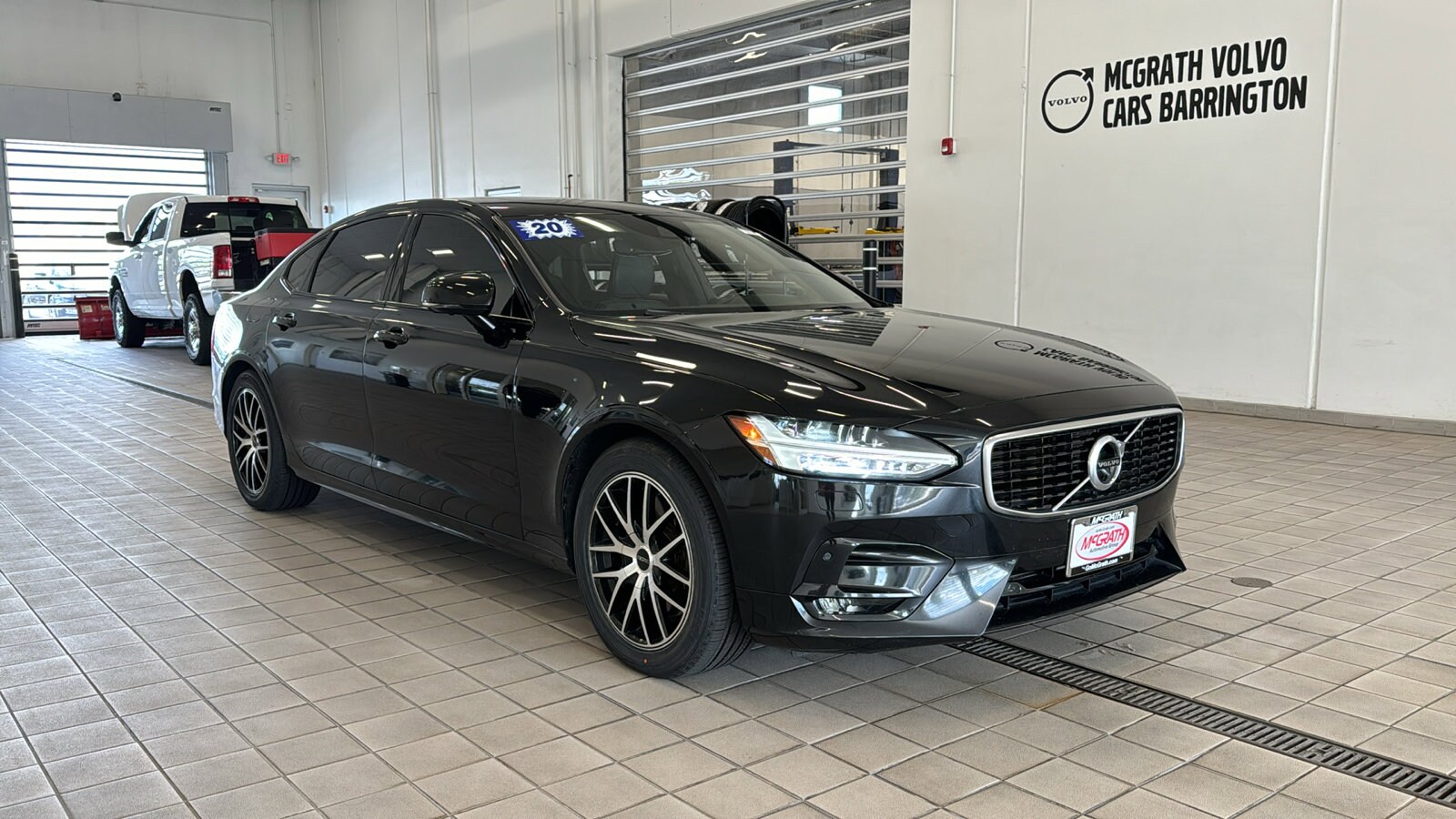 Used 2020 Volvo S90 R-Design with VIN LVYA22MT9LP173289 for sale in Barrington, IL