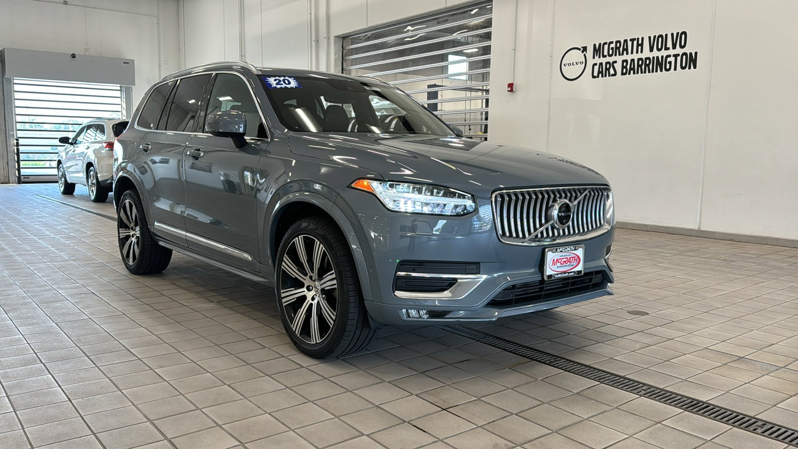 Used 2020 Volvo XC90 Inscription with VIN YV4A221L3L1616337 for sale in Barrington, IL