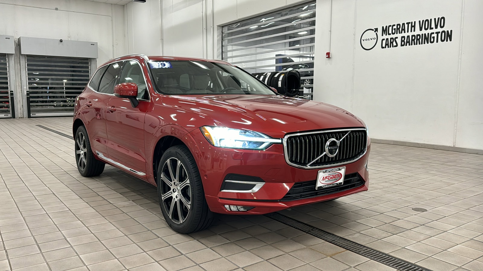 Used 2019 Volvo XC60 Inscription with VIN YV4A22RL8K1342460 for sale in Barrington, IL