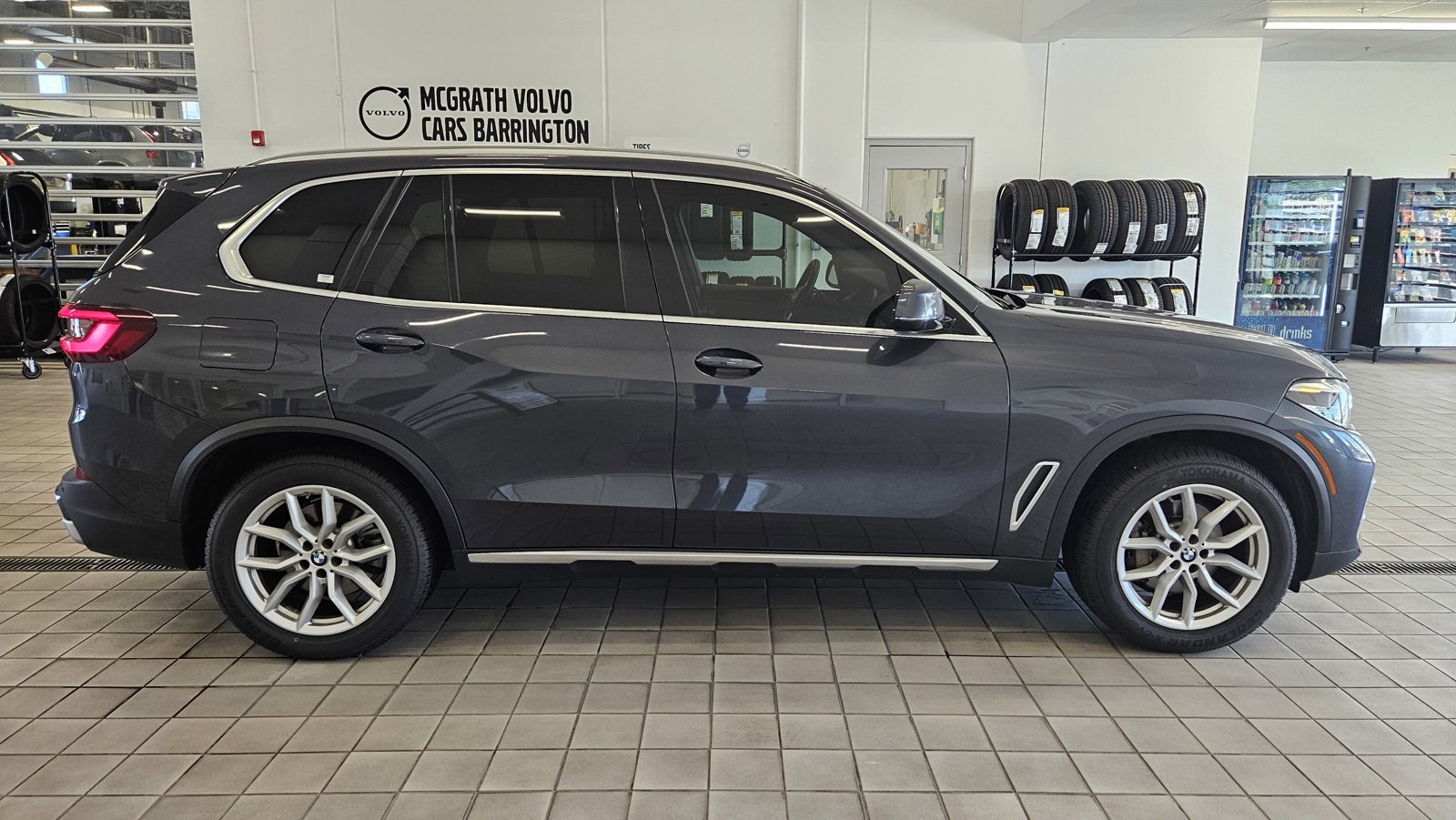 Used 2021 BMW X5 40i with VIN 5UXCR6C09M9G45217 for sale in Barrington, IL