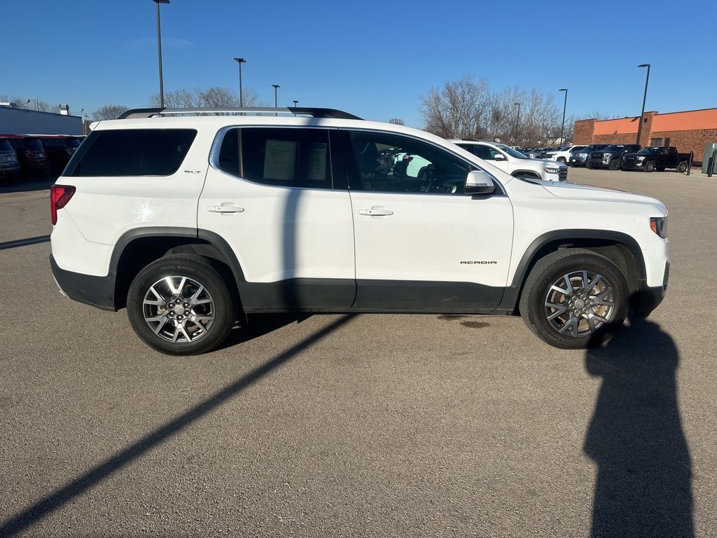 Used 2023 GMC Acadia SLT with VIN 1GKKNUL48PZ115939 for sale in Dubuque, IA