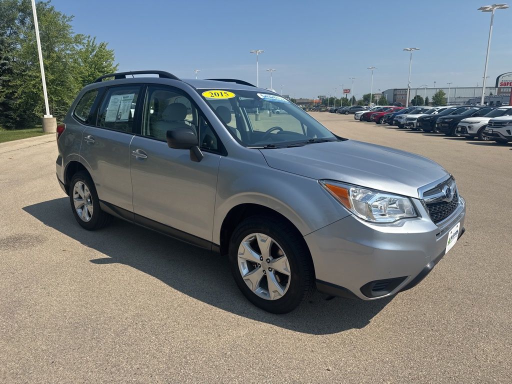 Used 2015 Subaru Forester i with VIN JF2SJABC9FH580184 for sale in Dubuque, IA
