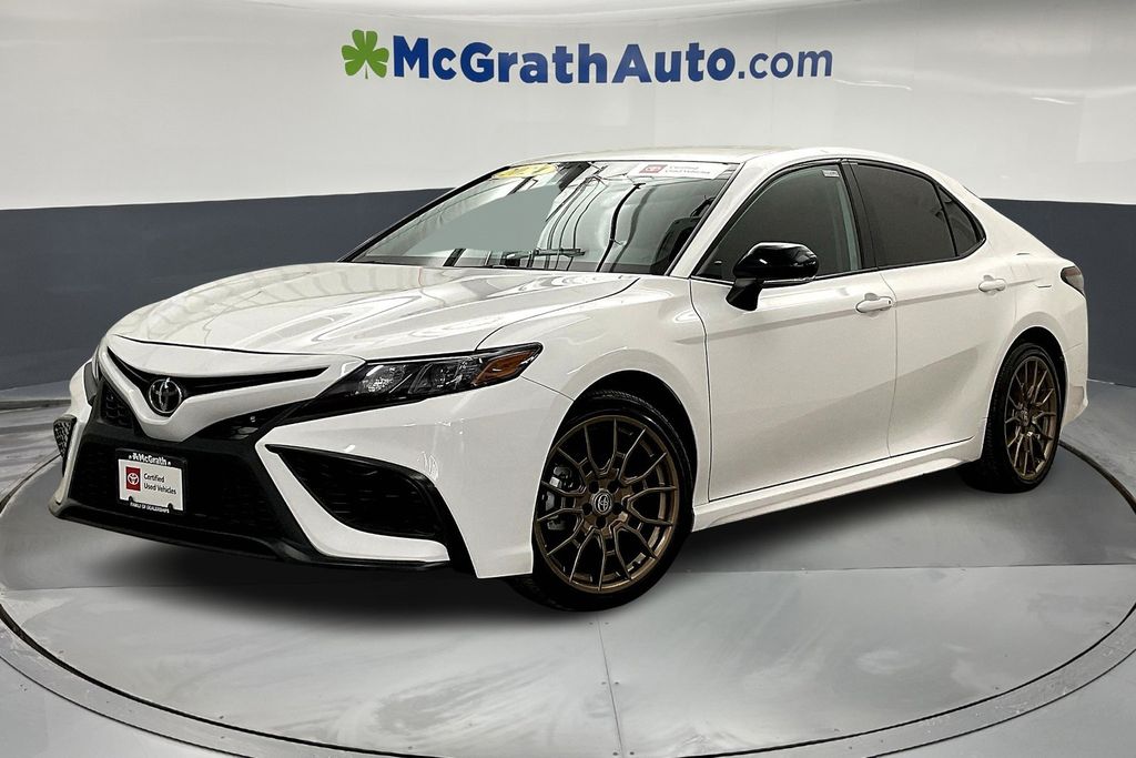 2024 Toyota Camry SE photo 2