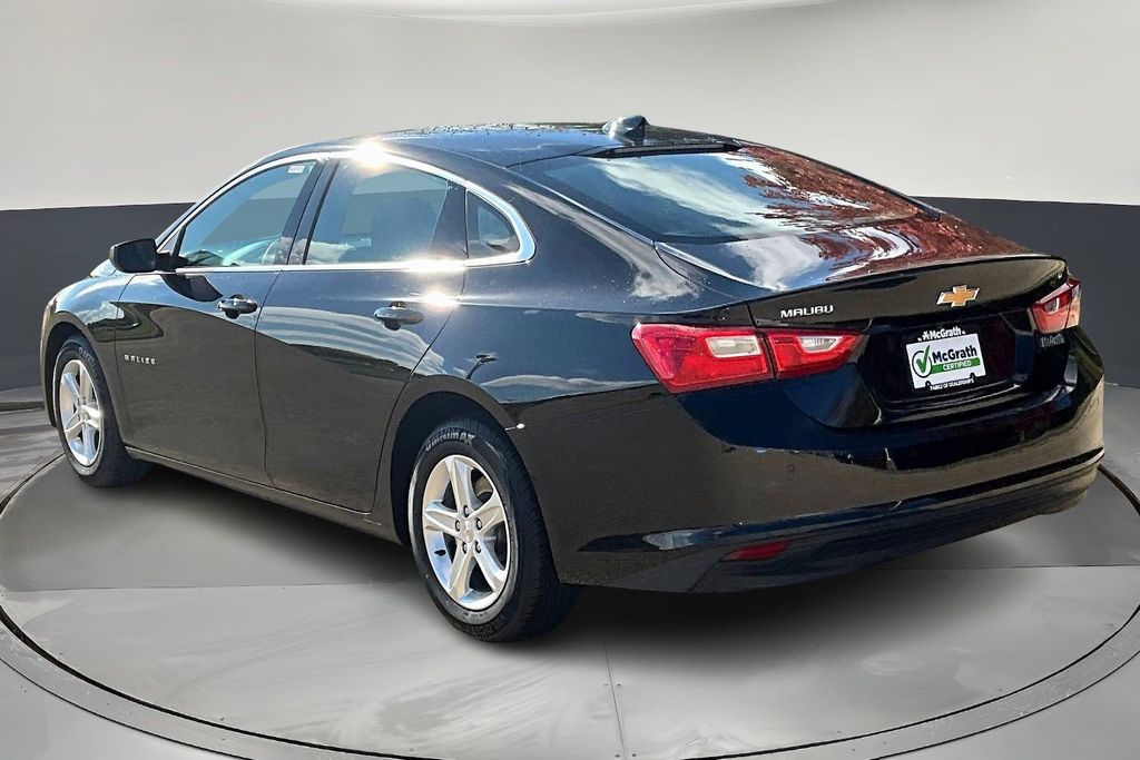 2024 Chevrolet Malibu 1LT photo 4