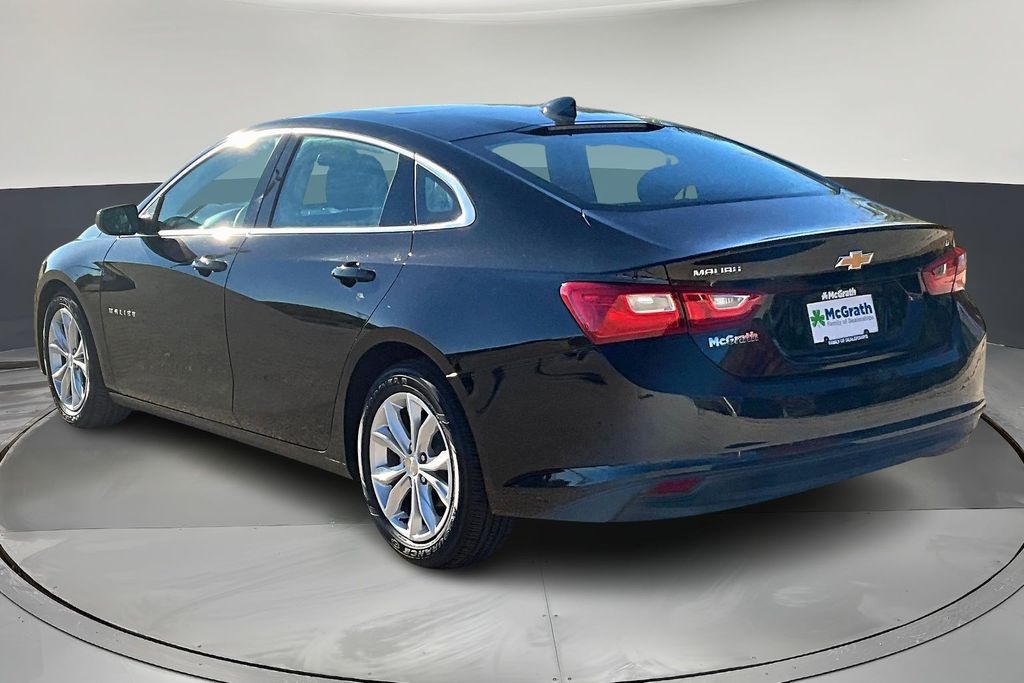 2024 Chevrolet Malibu 1LT photo 4