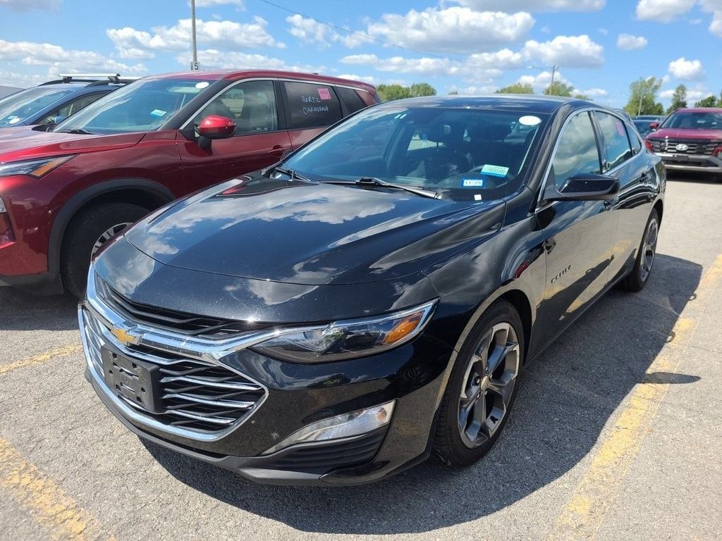 2023 Chevrolet Malibu 1LT photo 4
