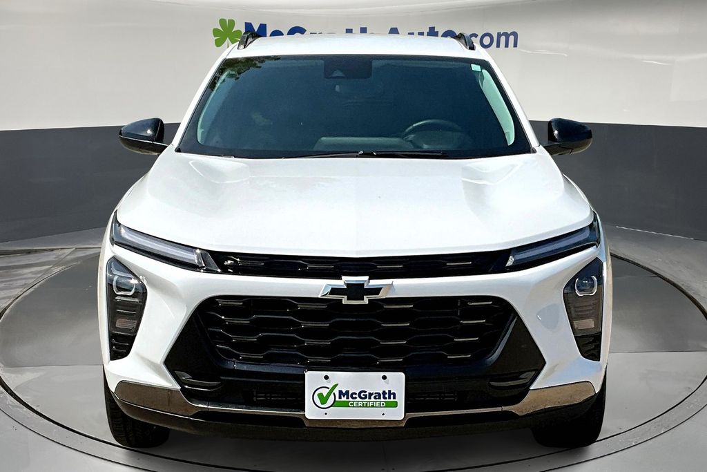 2024 Chevrolet Trax ACTIV photo 2