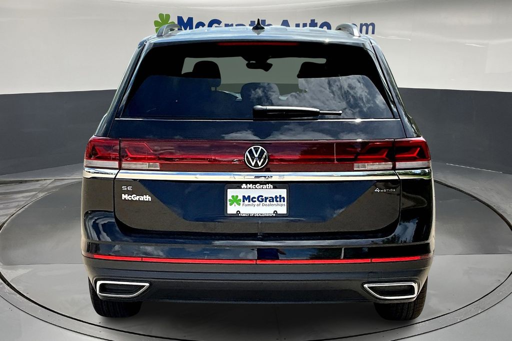 2025 Volkswagen Atlas SE photo 4