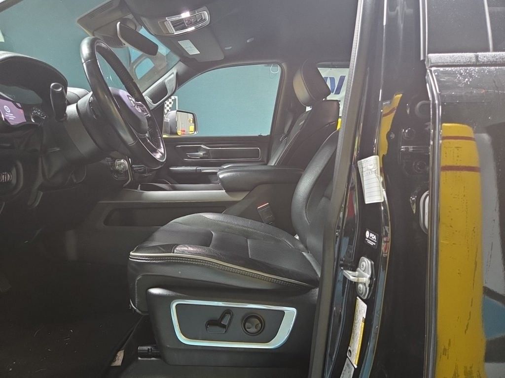 2023 Ram 1500 Laramie photo 2