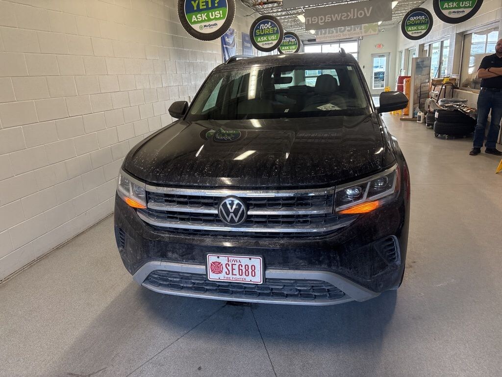 Used 2023 Volkswagen Atlas 3.6L V6 SE w/Technology SUV