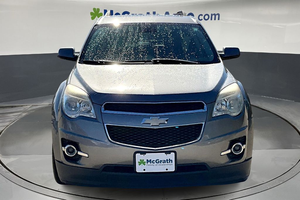 2014 Chevrolet Cruze photo 2