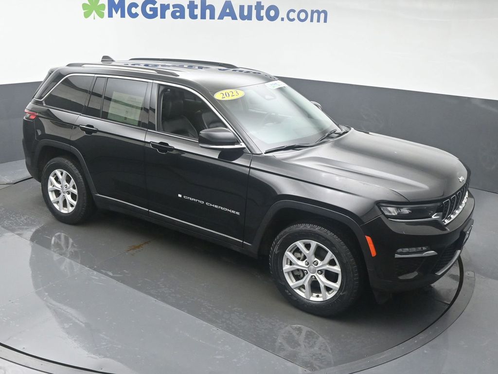 Used 2023 Jeep Grand Cherokee Limited with VIN 1C4RJHBG9PC543238 for sale in Dubuque, IA