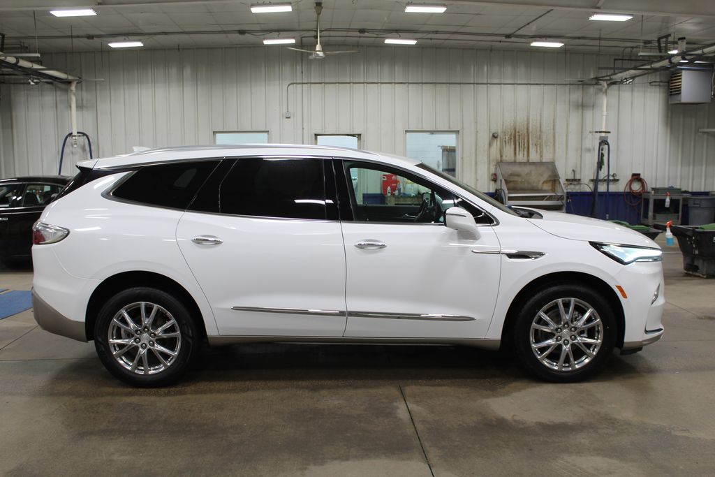 Used 2022 Buick Enclave Premium with VIN 5GAEVBKW9NJ123531 for sale in Dubuque, IA