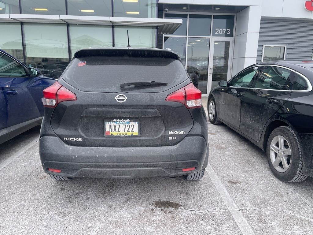 Used 2018 Nissan Kicks SR SUV