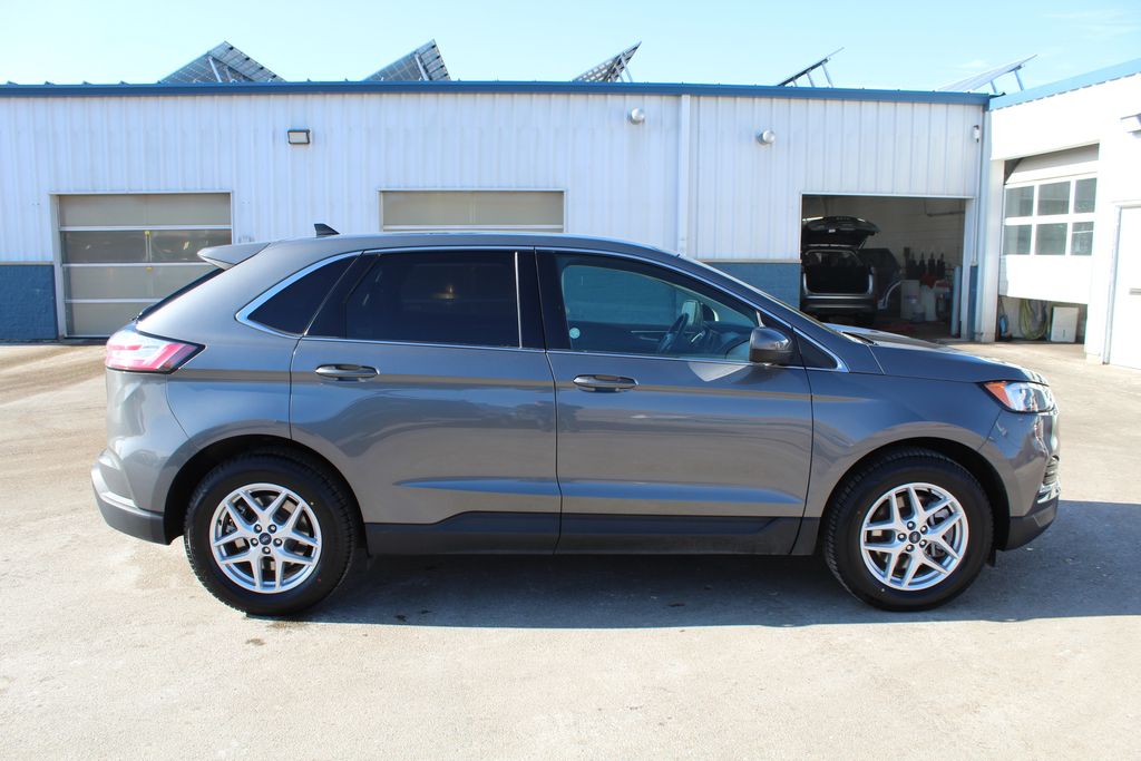 Used 2022 Ford Edge SEL with VIN 2FMPK4J94NBA91157 for sale in Dubuque, IA
