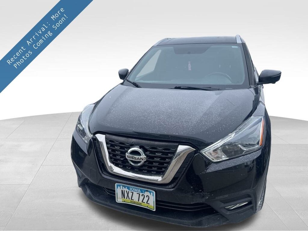 Used 2018 Nissan Kicks SR SUV