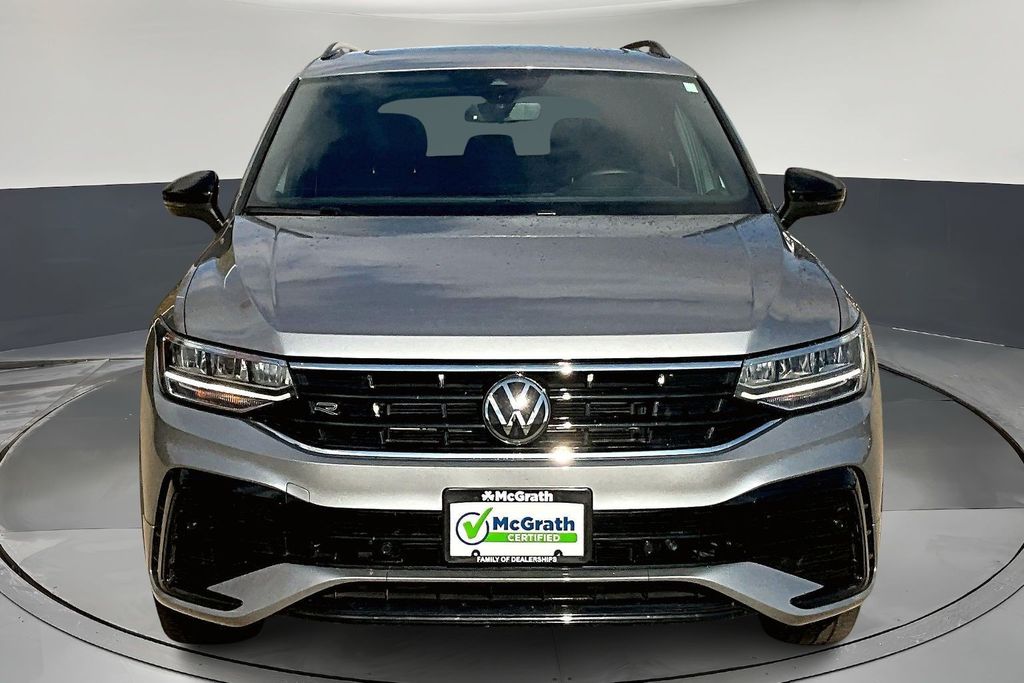 2024 Volkswagen Tiguan SE R-Line Black photo 2