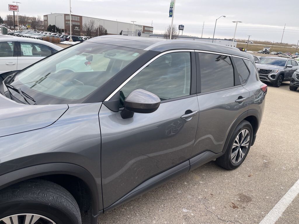 Used 2023 Nissan Rogue SV SUV