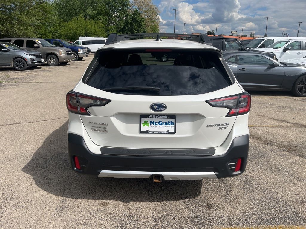 2021 Subaru Outback Limited XT photo 3