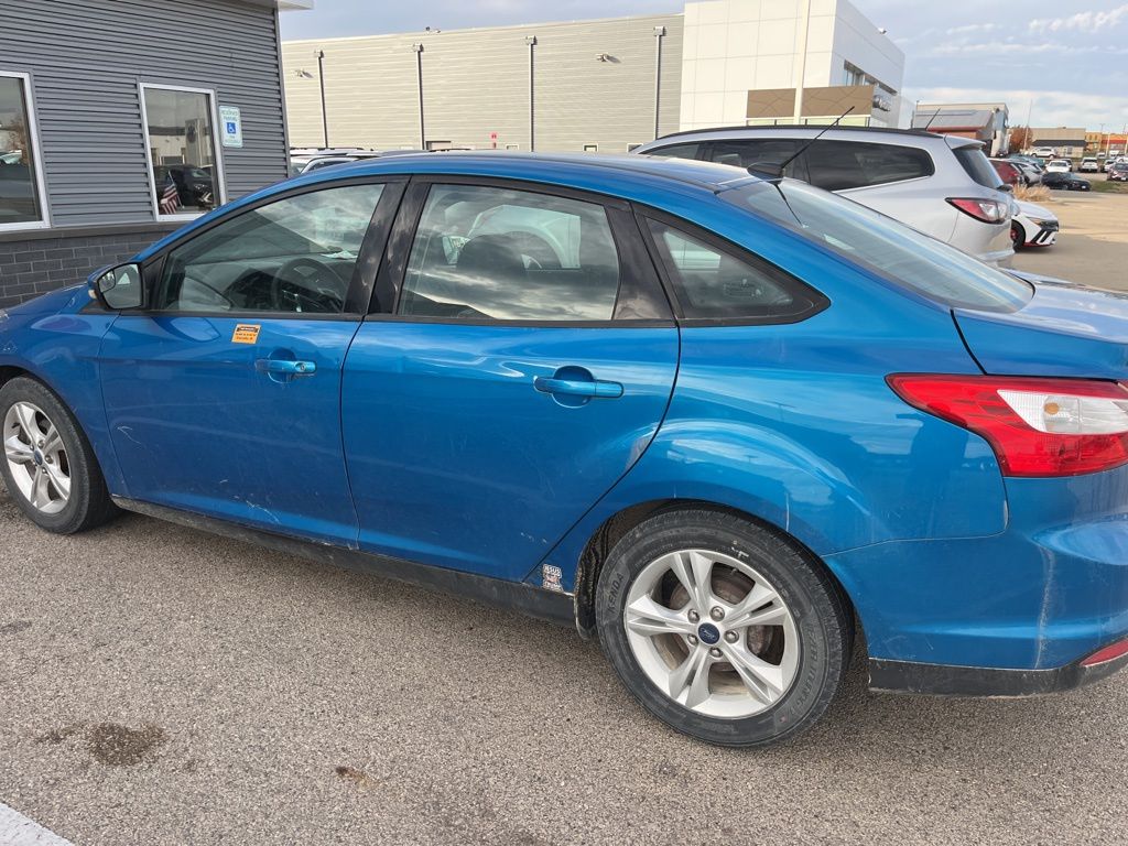 2014 Ford Focus SE photo 4