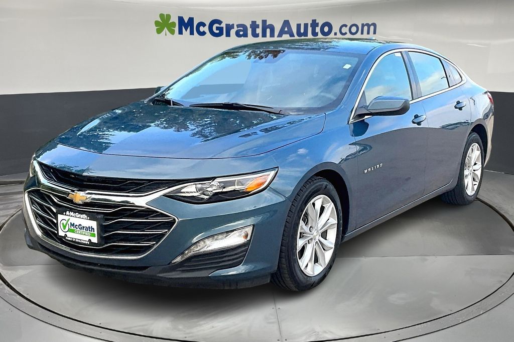 2024 Chevrolet Malibu 1LT photo 3