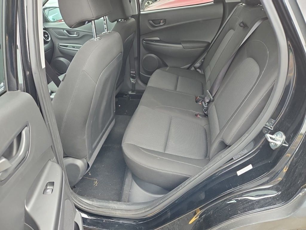 2023 Hyundai Kona SEL photo 4