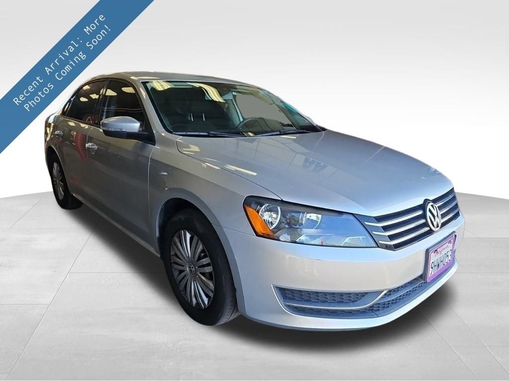 Used 2014 Volkswagen Passat 1.8T Sedan