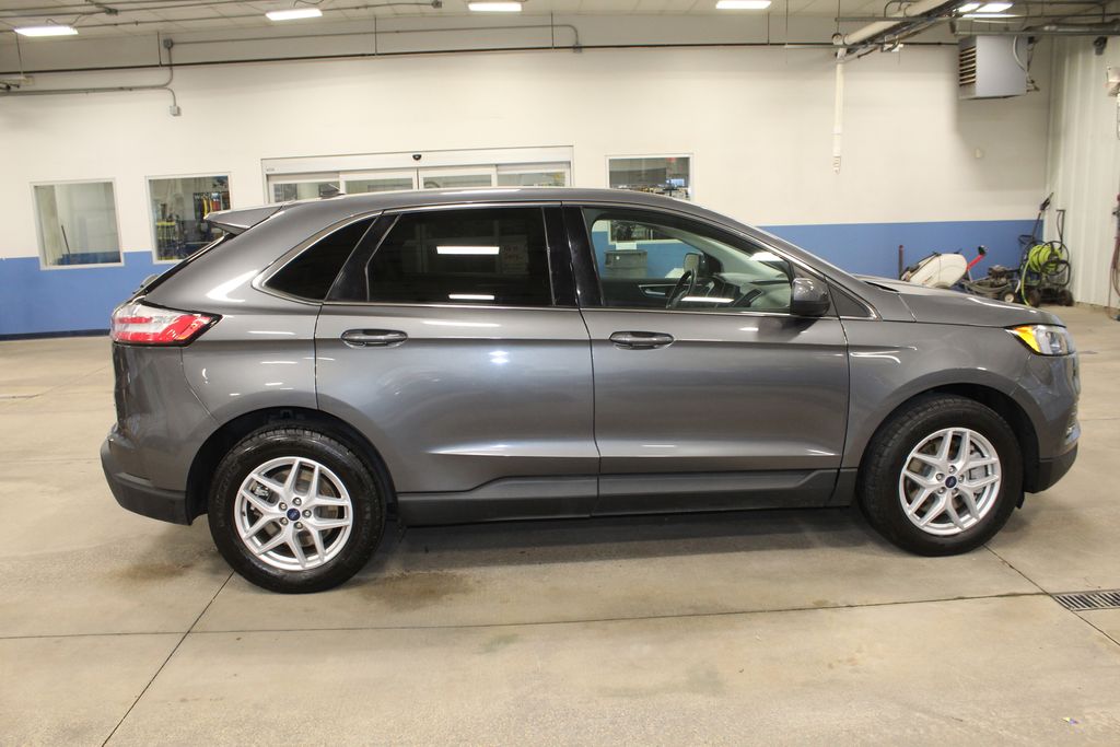Used 2022 Ford Edge SEL with VIN 2FMPK4J99NBA92062 for sale in Dubuque, IA