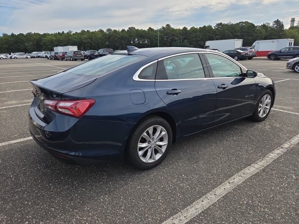 2022 Chevrolet Malibu 1LT photo 4
