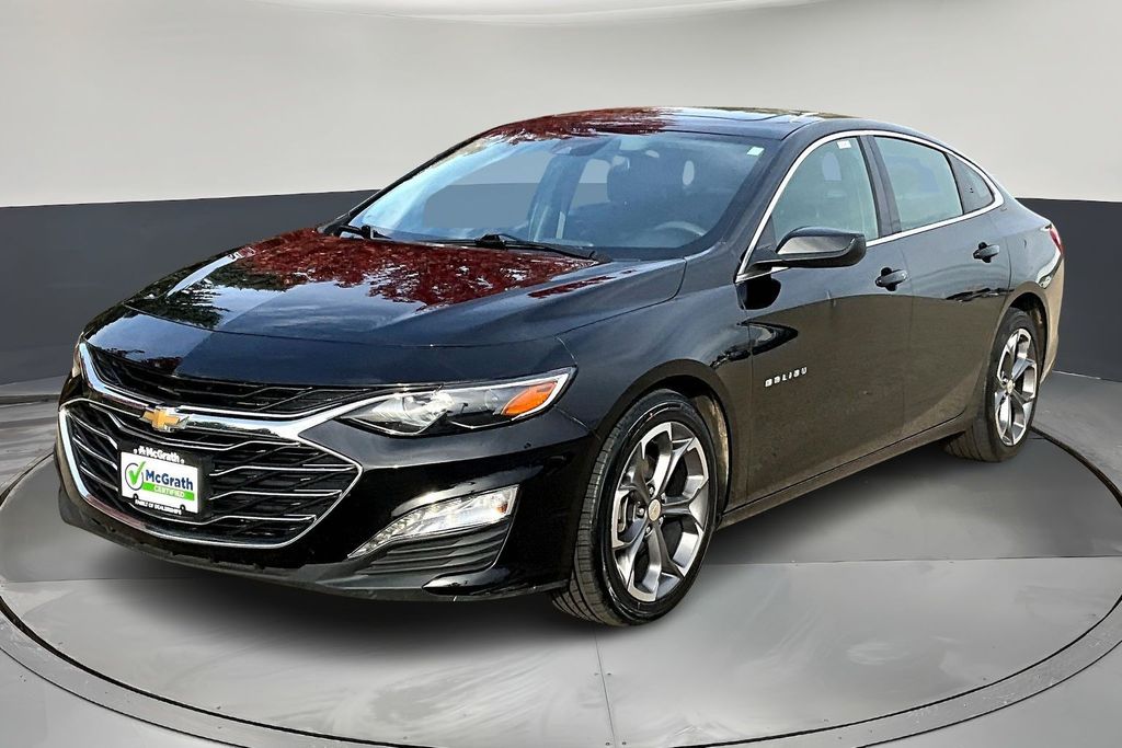 2024 Chevrolet Malibu 1LT photo 3