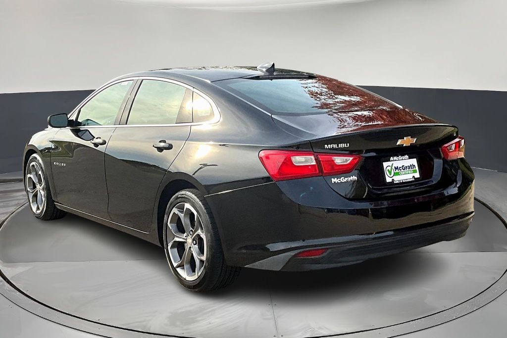 2024 Chevrolet Malibu 1LT photo 4