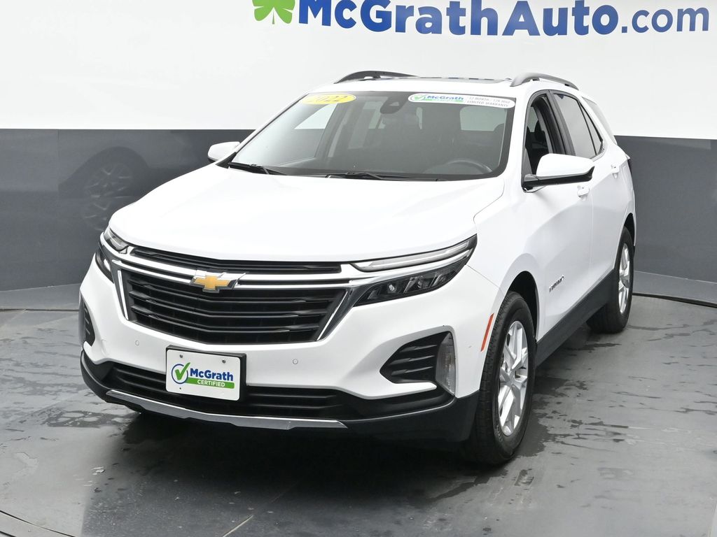 2022 Chevrolet Equinox LT photo 3