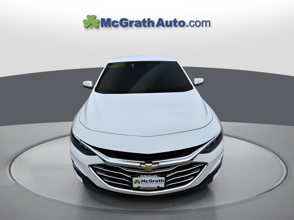 2022 Chevrolet Malibu LS photo 2